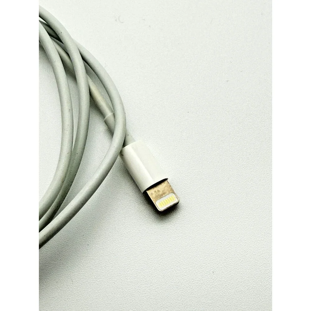 Apple USB to Lightning Charging Cable – Genuine Apple Cable – White – Tested & W